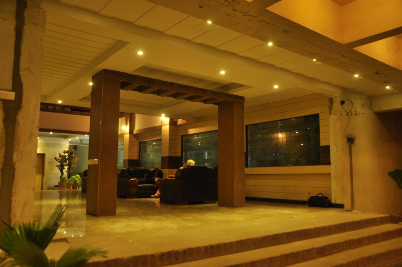 Hotel Pams Mayiladuthurai Exterior foto